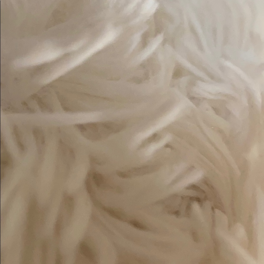 Meet your Posher, Ava